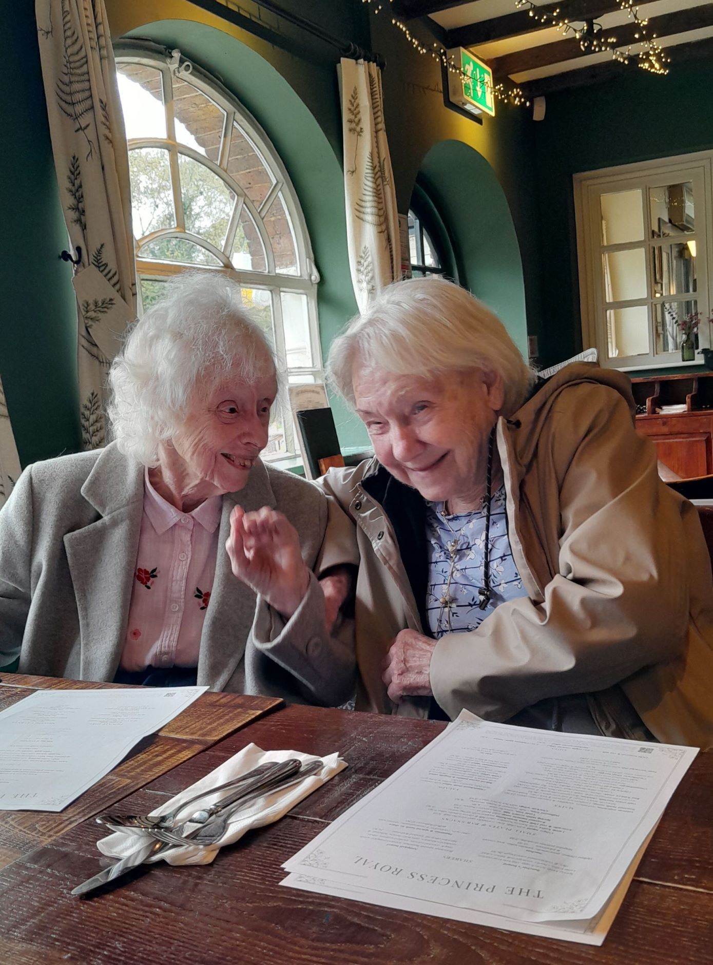 15 Wednesday (102)