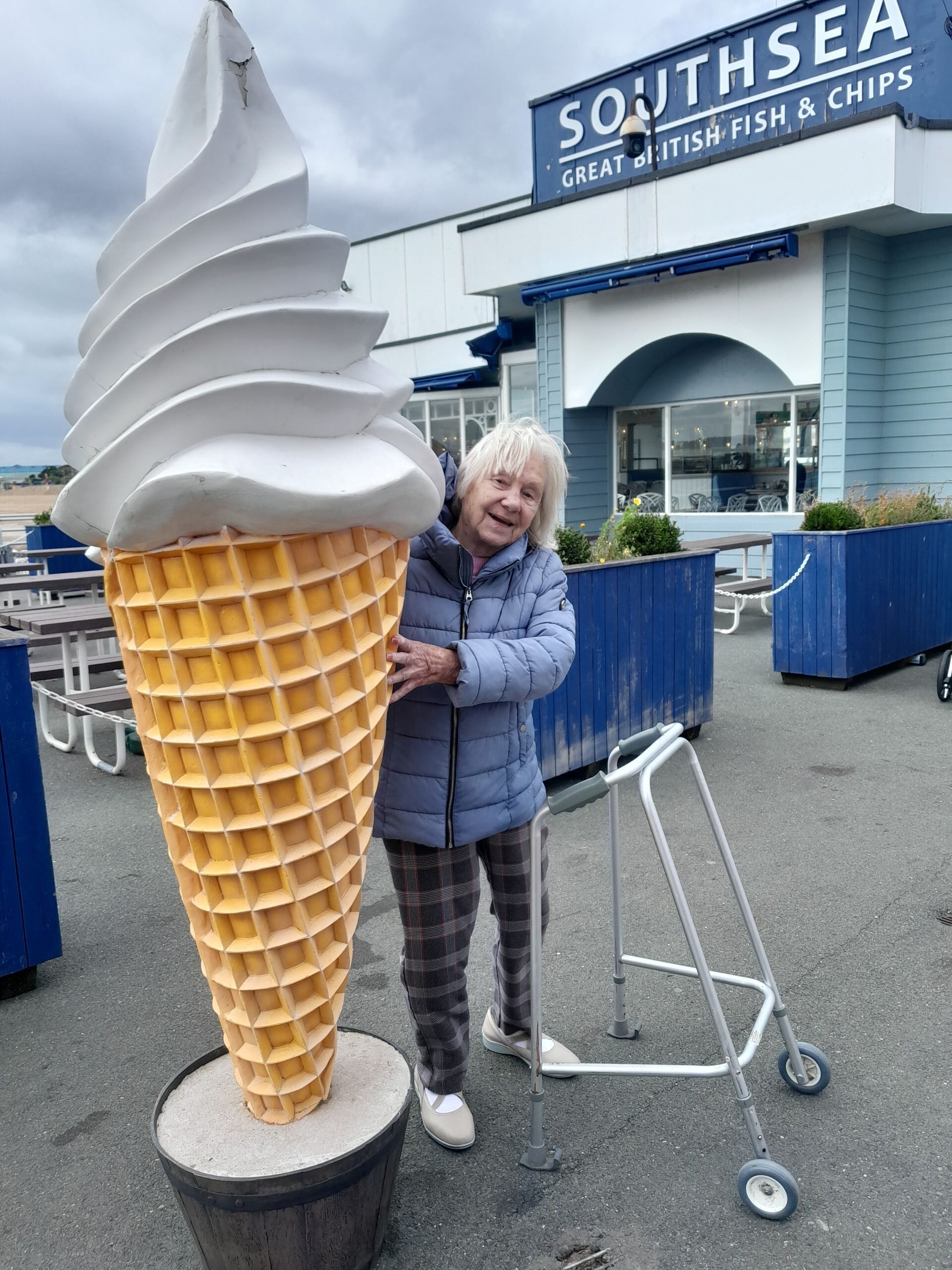 3 Wednesday (98)